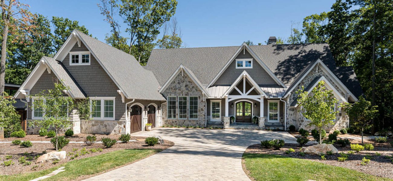 42 Fairsted Dr Asheville NC-large-103-079-Image103-1500x1000-72dpi (1)